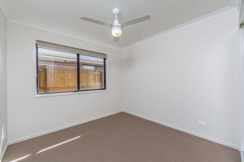 74 Tarong Avenue, North Lakes QLD 4509, North Lakes - Thumbnail 7