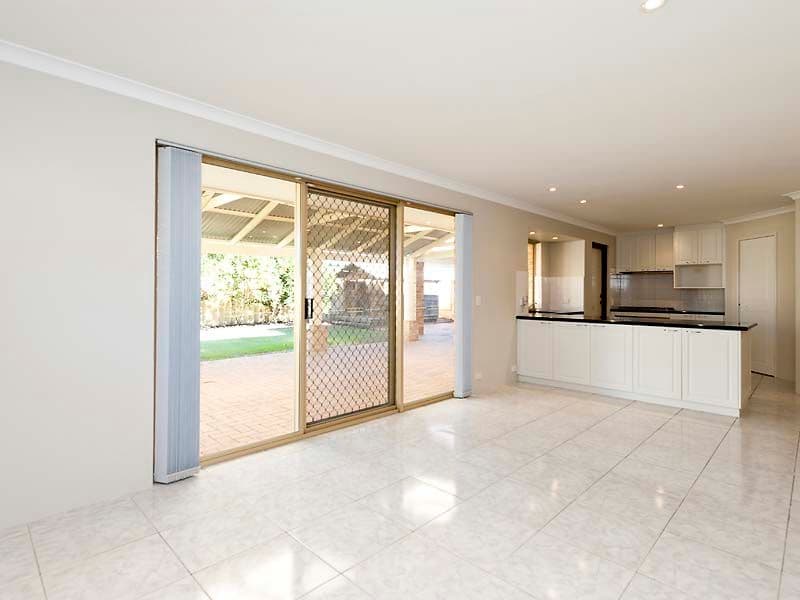 5 Templetonia Retreat, CANNING VALE WA 6155, Canning Vale - Thumbnail 8