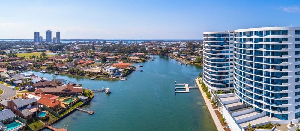 5 Harbourside Drive, Biggera Waters QLD 4216, Biggera Waters - Thumbnail 3