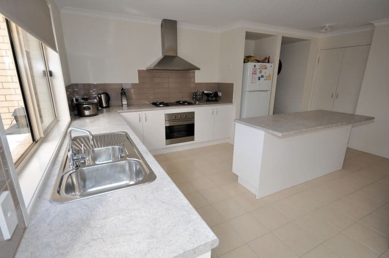 1 Muscovy Drive, GROVEDALE VIC 3216, Grovedale - Thumbnail 4