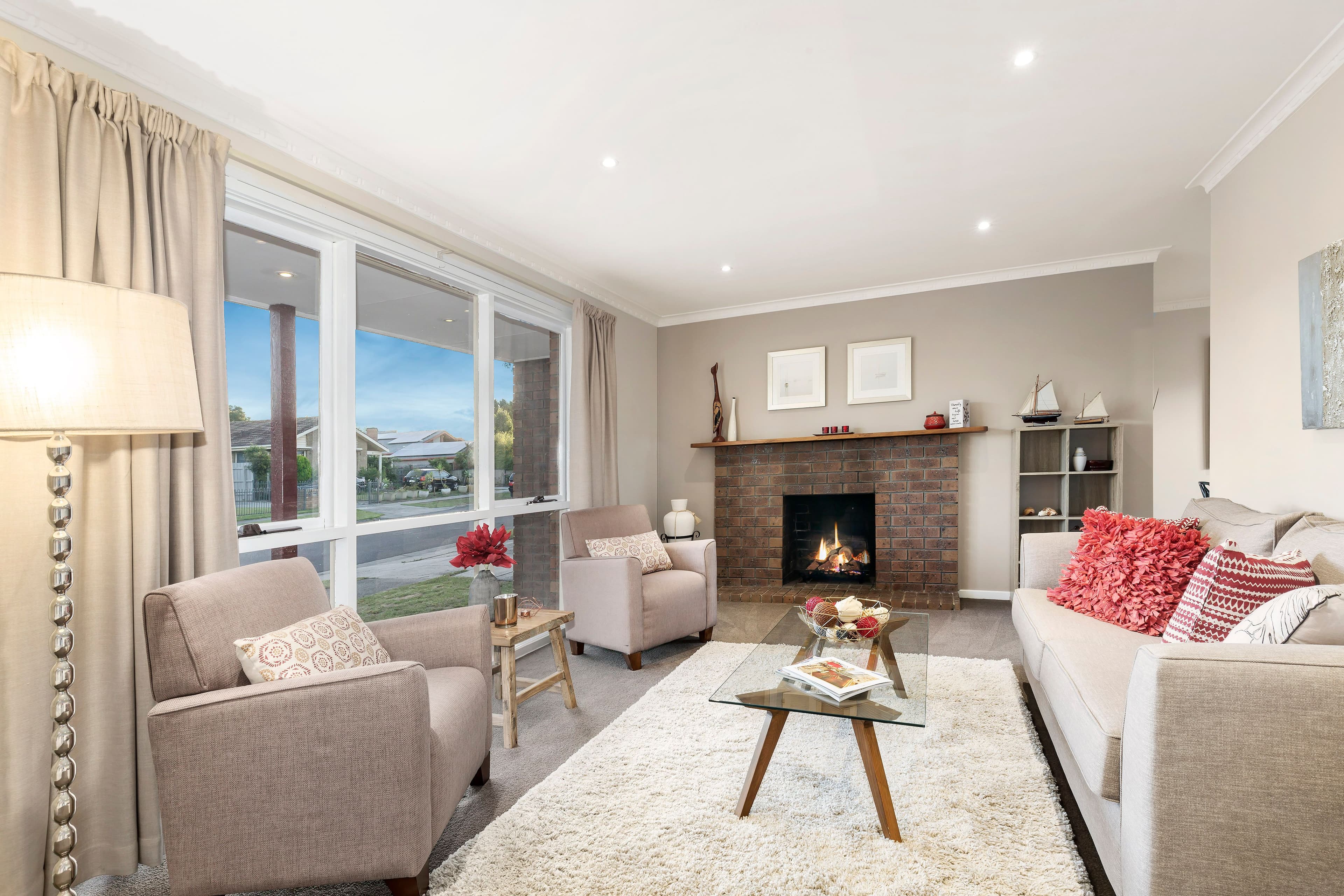 53 Ponsford Avenue, Wantirna South VIC 3152, Wantirna South - Thumbnail 2