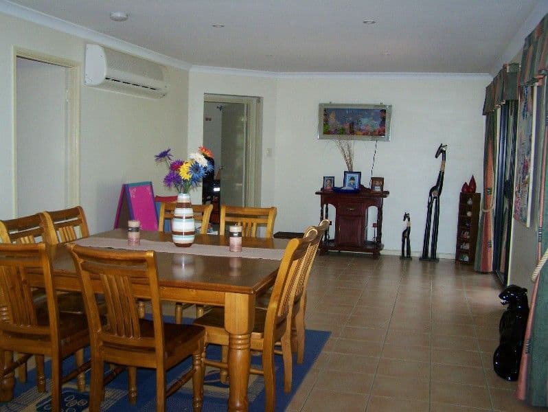 52 Bottlebrush Drive, Lammermoor Beach QLD 4703, Lammermoor Beach - Thumbnail 4