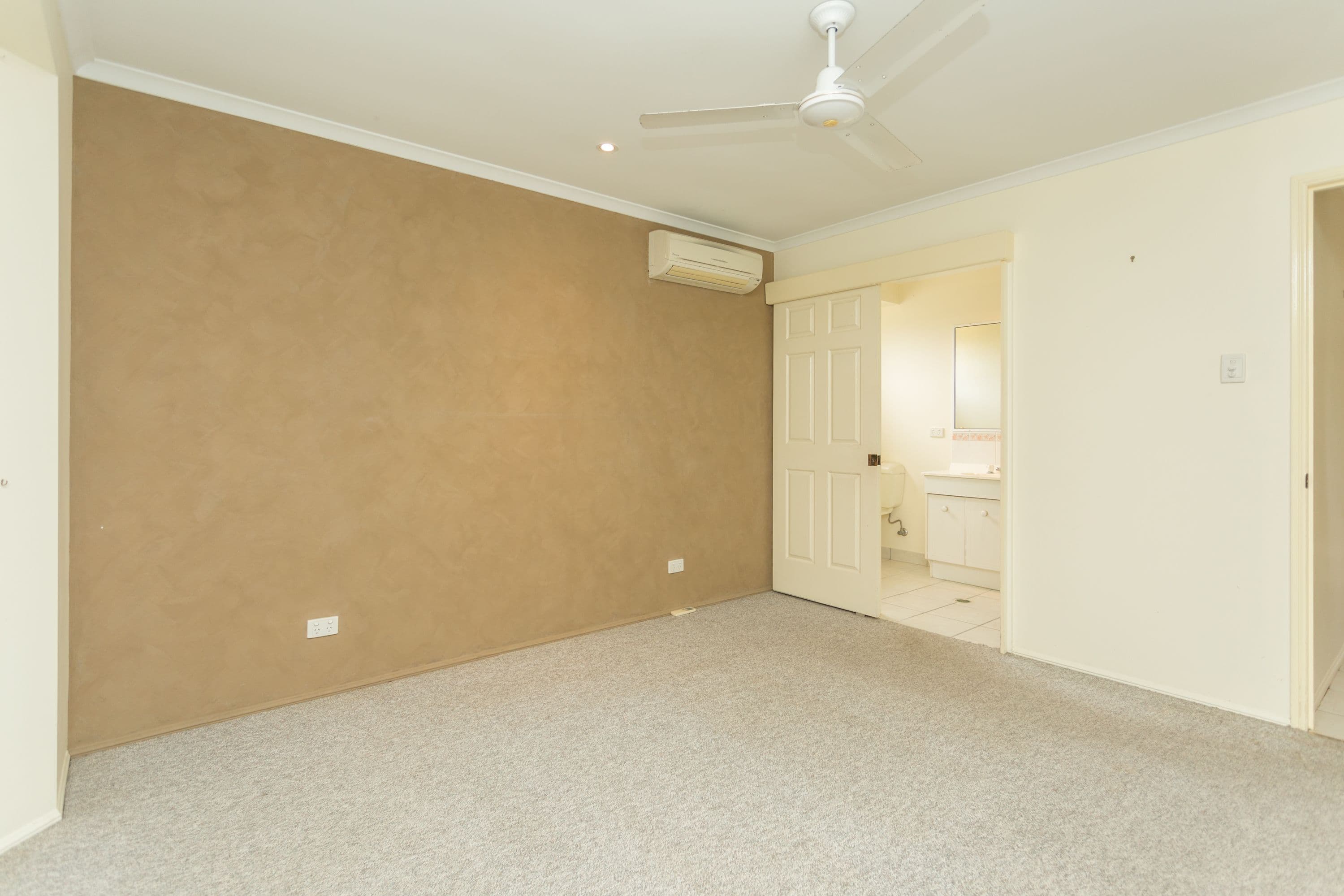22 Caledonian Drive, Beaconsfield QLD 4740, Beaconsfield - Thumbnail 8
