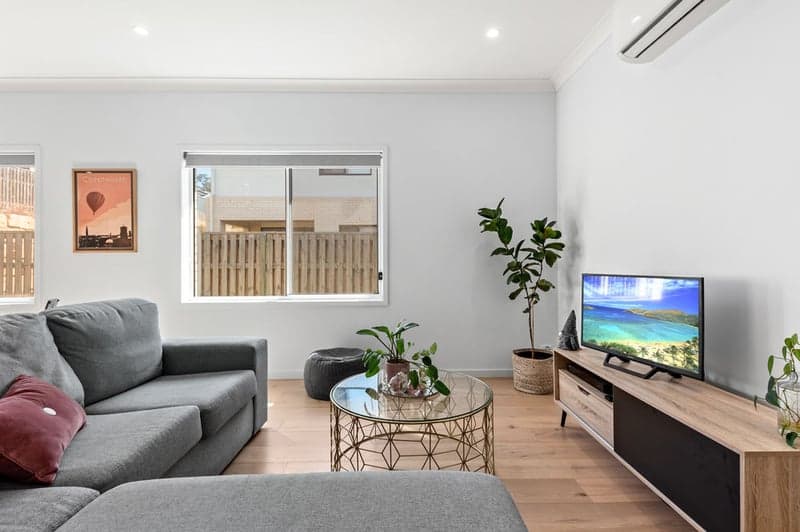 64 Kenneth Drive, Augustine Heights - Thumbnail 4