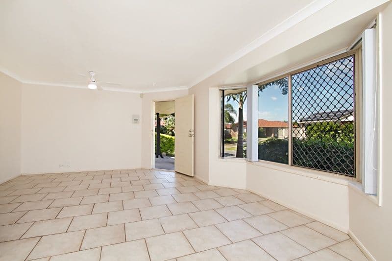 11 Riverleigh Place, LOGANHOLME QLD 4129, Loganholme - Thumbnail 2