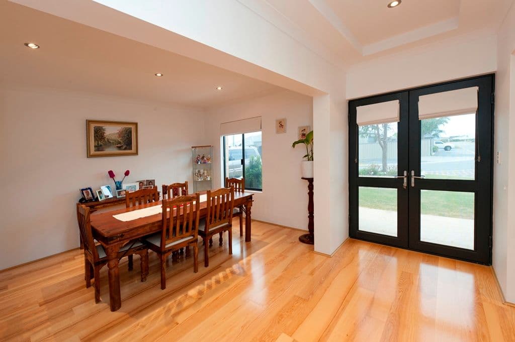 13 Antonio Circuit, PORT KENNEDY WA 6172, Port Kennedy - Thumbnail 2