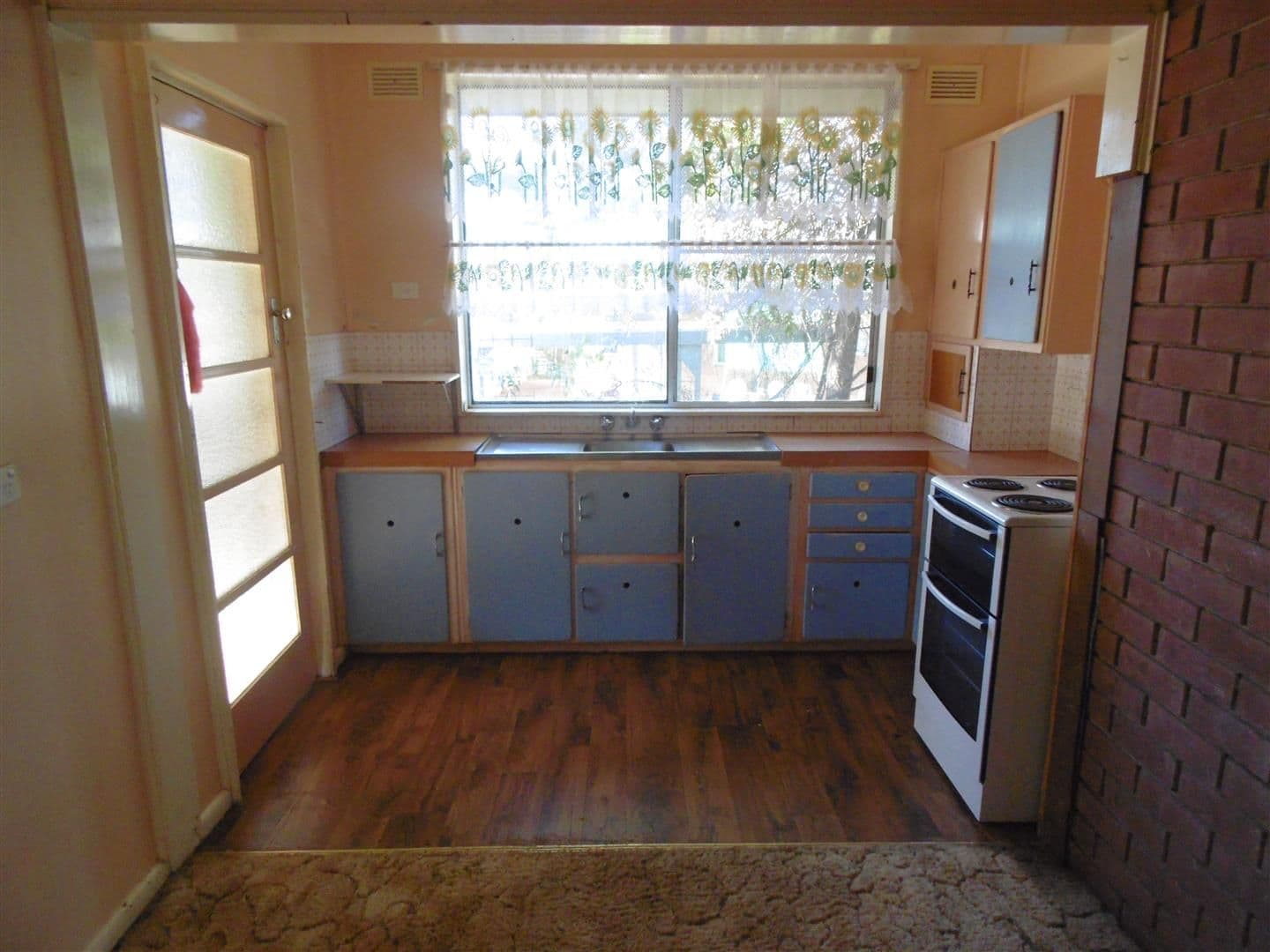 61 High Street, Parkes - Thumbnail 2