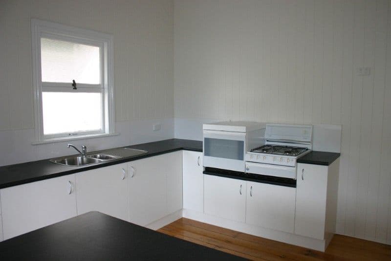 41 Chermside Street, GRANGE QLD 4051, Grange - Thumbnail 2