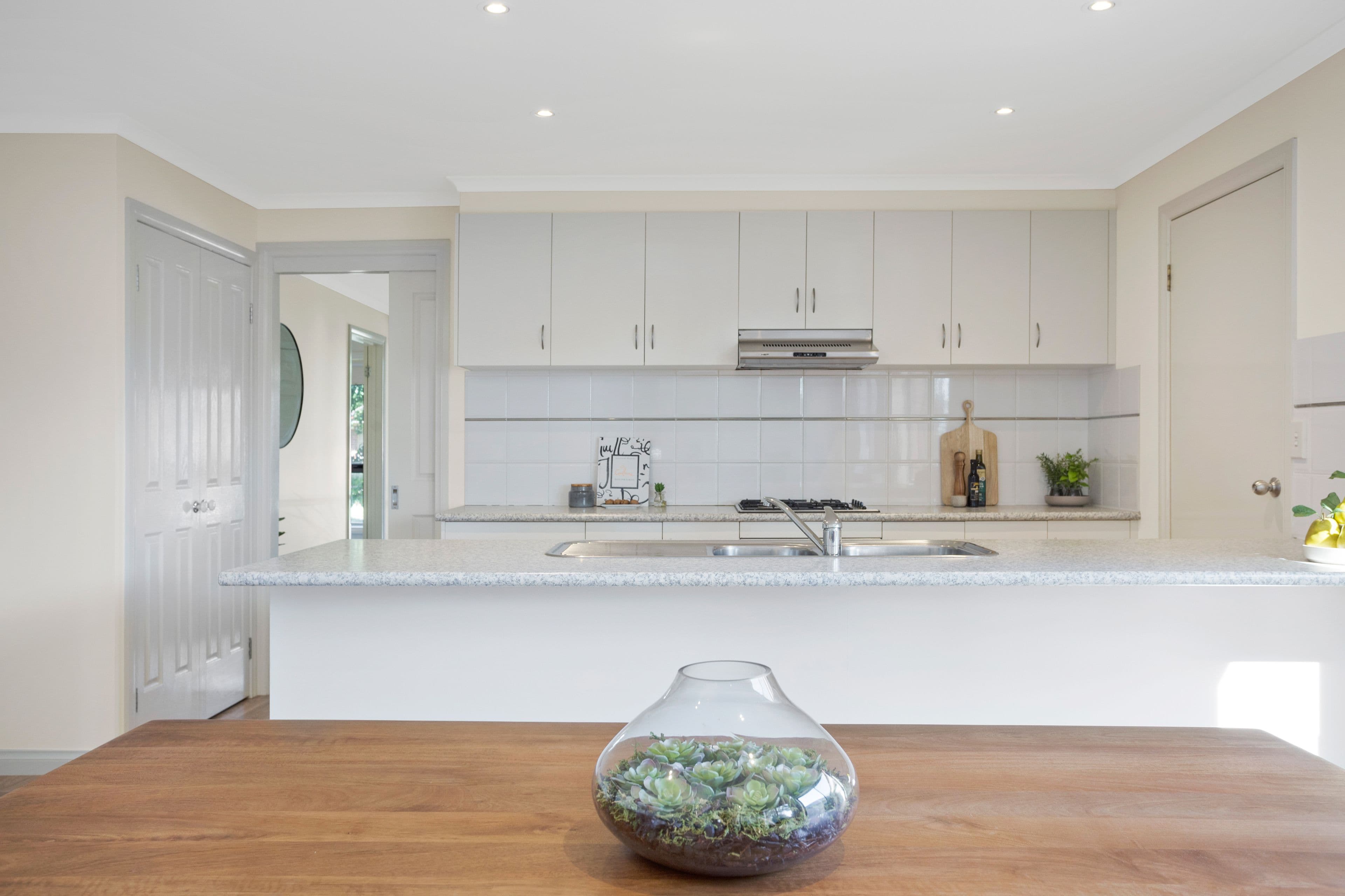 24 Parbury Avenue, Lake Gardens VIC 3355, Lake Gardens - Thumbnail 7
