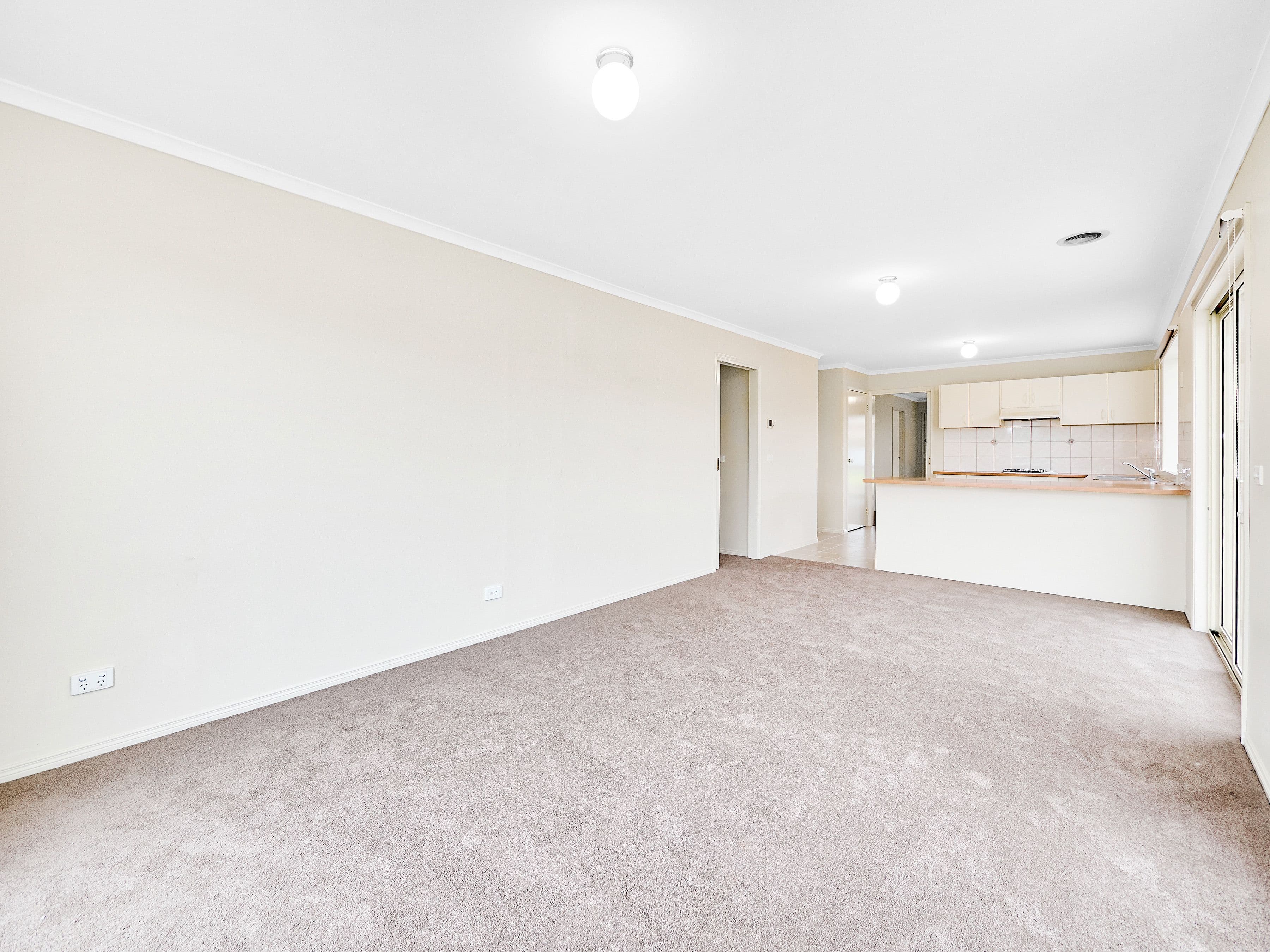 63 Scarborough Avenue, Cranbourne West VIC 3977, Cranbourne West - Thumbnail 6