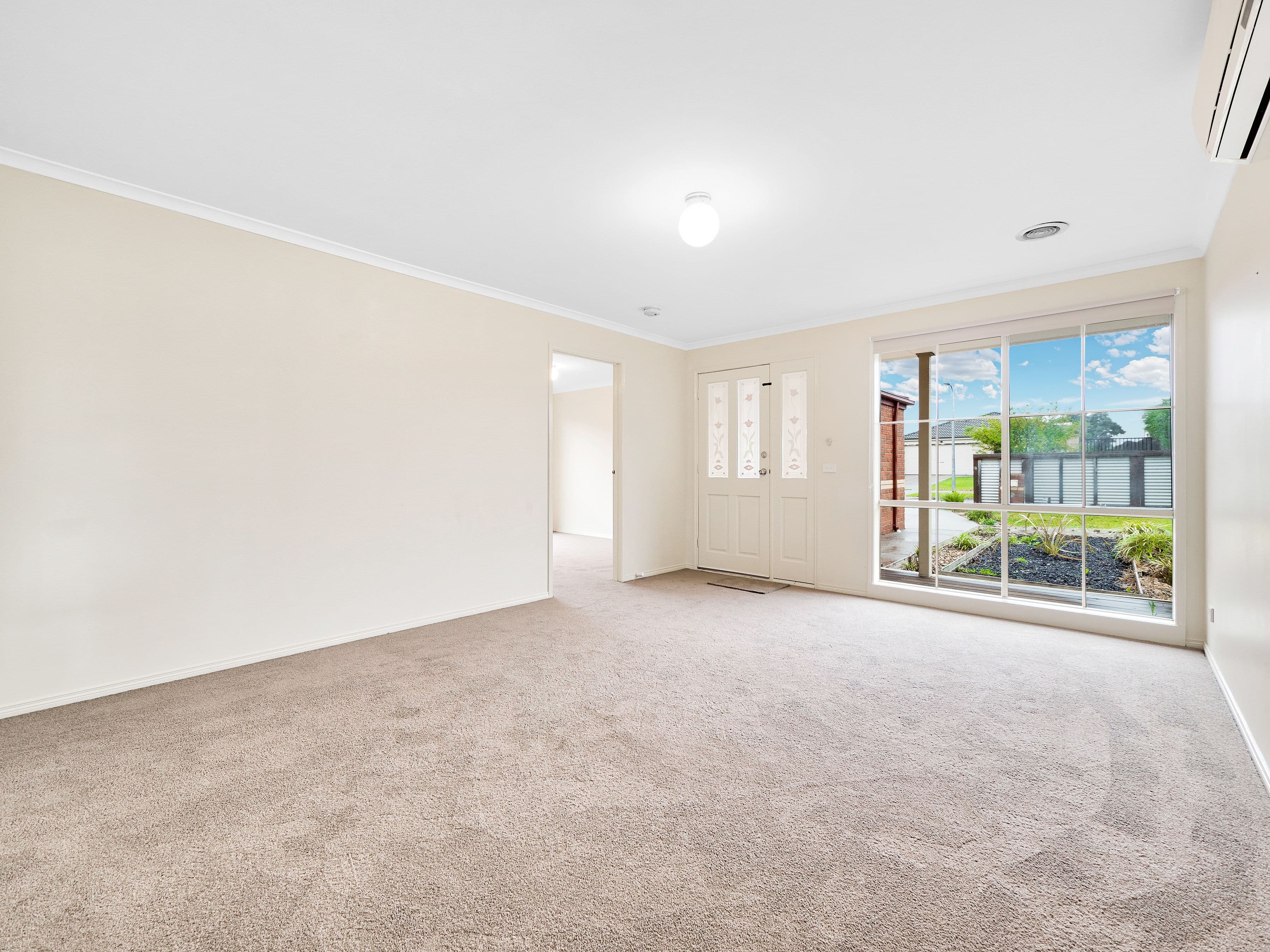 63 Scarborough Avenue, Cranbourne West VIC 3977, Cranbourne West - Thumbnail 8