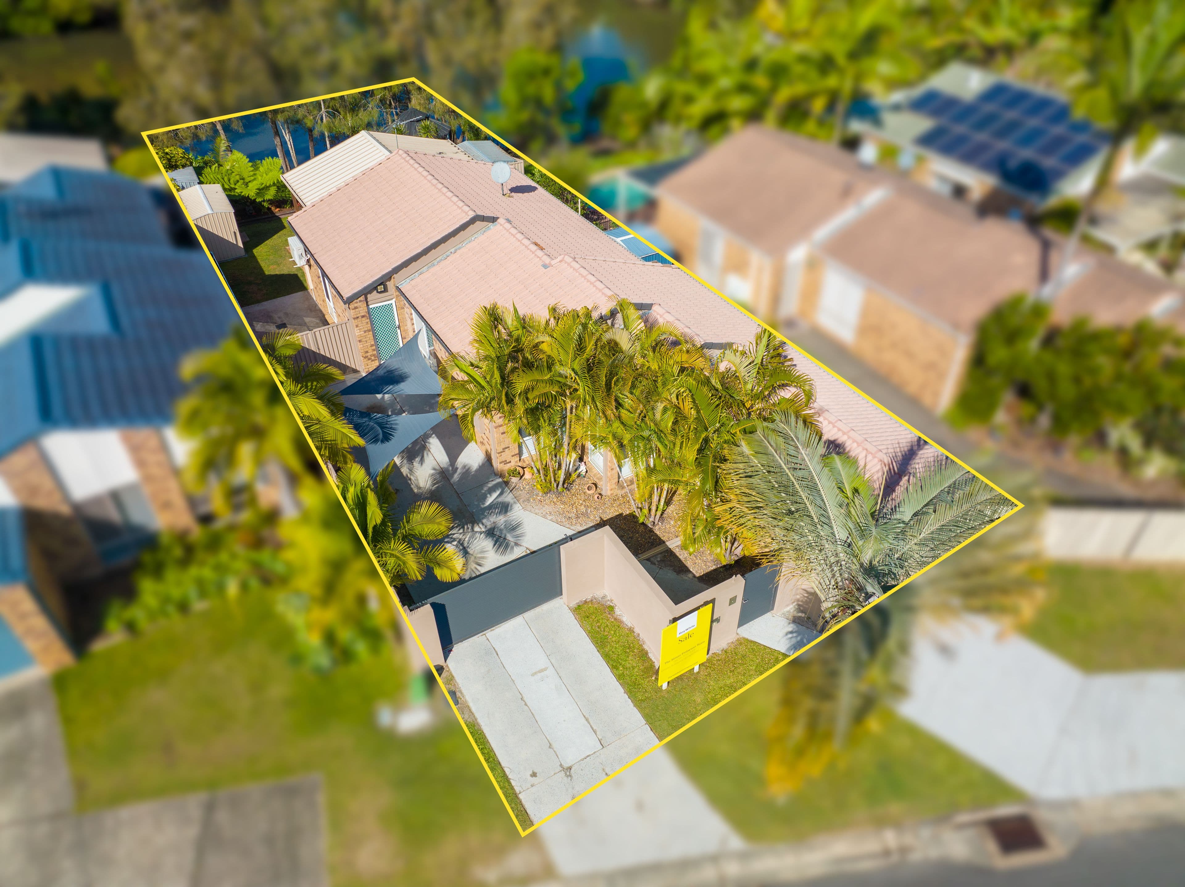 17 River Oak Drive, Helensvale QLD 4212, Helensvale - Thumbnail 2