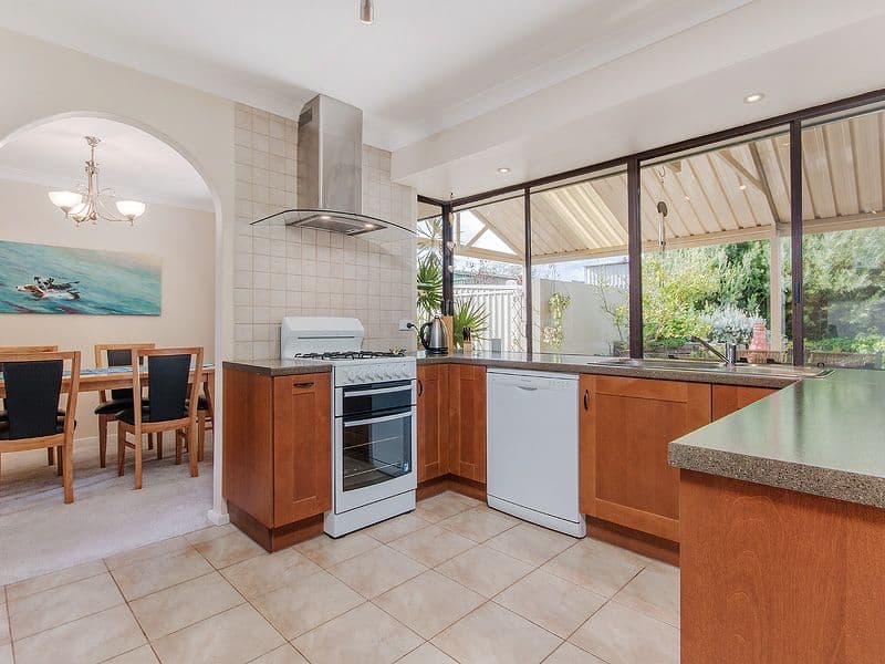 14 Ecclestone Street, Warnbro WA 6169, Warnbro - Thumbnail 4