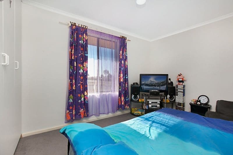 15 Huntingdale Road, NOARLUNGA DOWNS SA 5168, Noarlunga Downs - Thumbnail 8