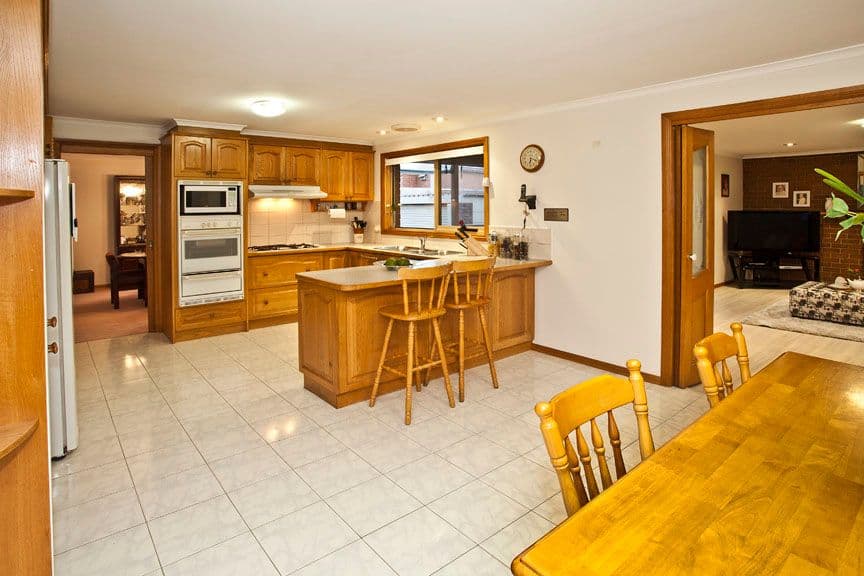 47 Mckeon Circuit, DANDENONG NORTH VIC 3175, Dandenong North - Thumbnail 4