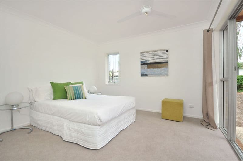 8 Roseleigh Street, WOOLOOWIN QLD 4030, Wooloowin - Thumbnail 5