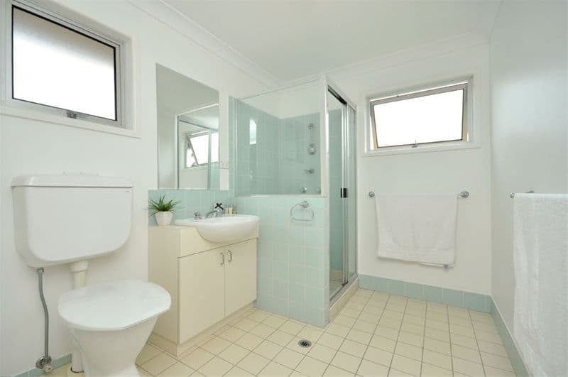 8 Roseleigh Street, WOOLOOWIN QLD 4030, Wooloowin - Thumbnail 7