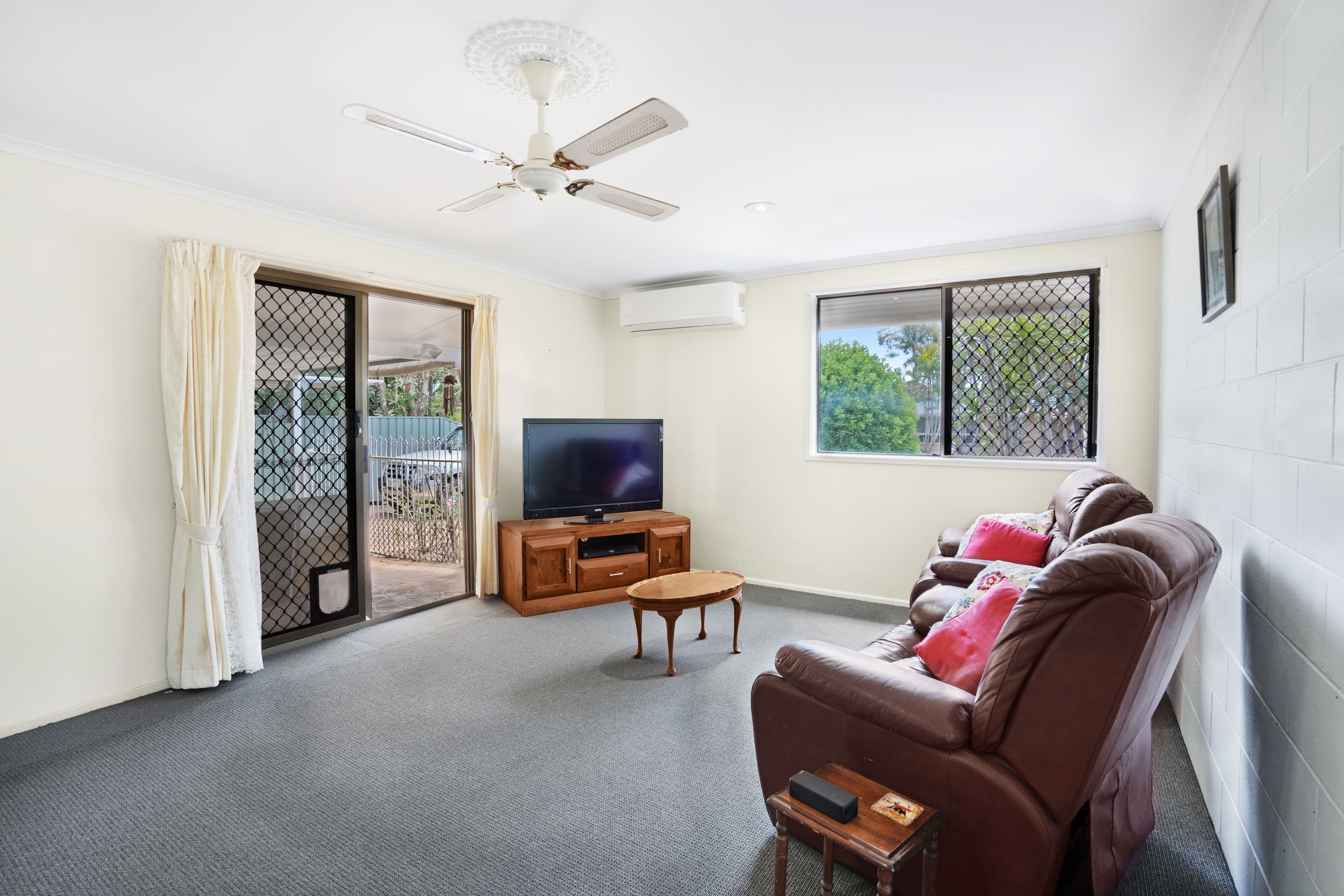 14 Beagle Avenue, Banksia Beach QLD 4507, Banksia Beach - Thumbnail 4