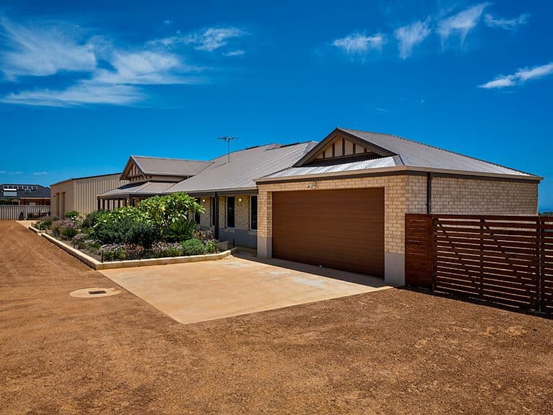 260 Eliza Shaw Drive, White Peak WA 6532, White Peak - Thumbnail 2