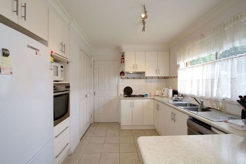 2  Jenkins Lane, CROYDON VIC 3136, Croydon - Thumbnail 3