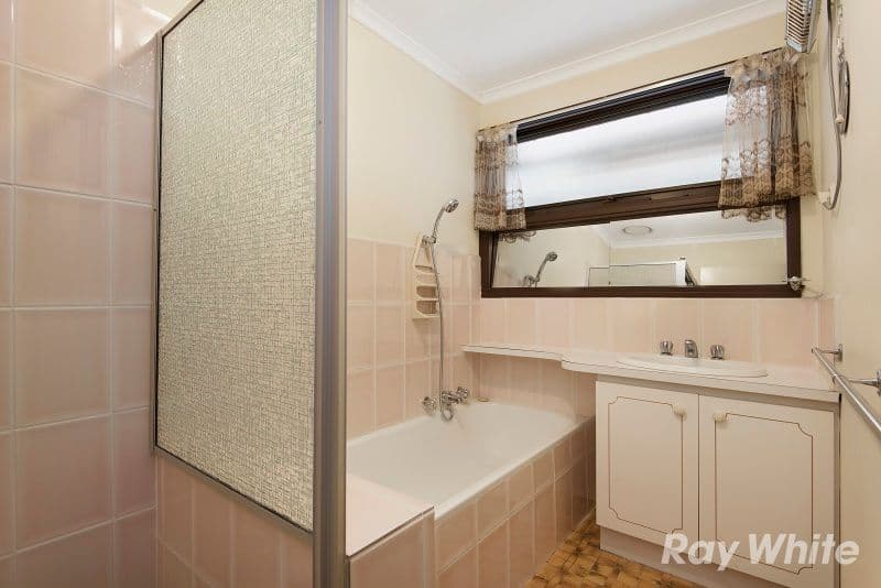 45 Daniel Solander Drive, Endeavour Hills VIC 3802, Endeavour Hills - Thumbnail 6