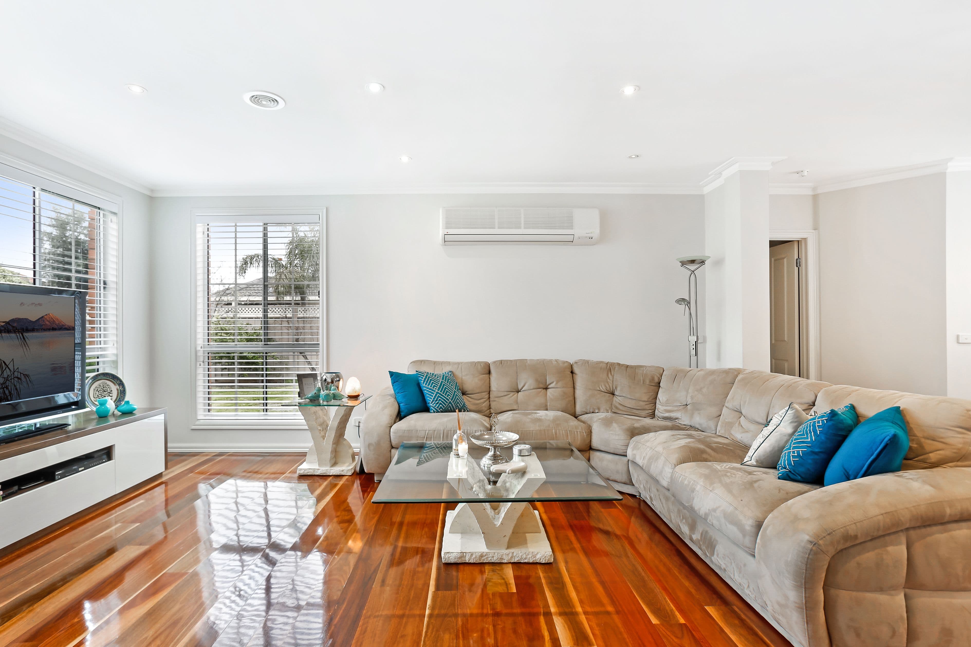 6 Porter Avenue, Roxburgh Park VIC 3064, Roxburgh Park - Thumbnail 2