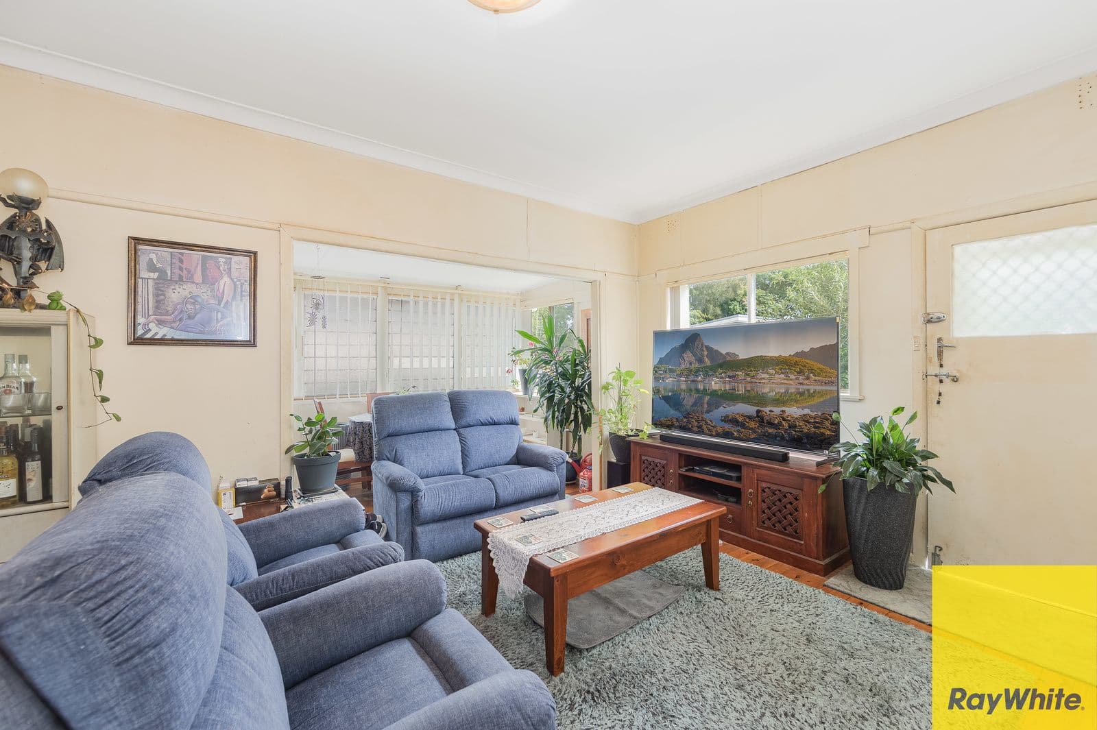 19 Moana Street, Woy Woy NSW 2256, Woy Woy - Thumbnail 2