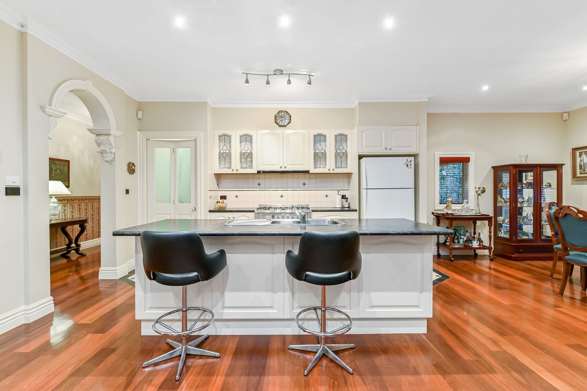 24 Riviera Drive, Berwick VIC 3806, Berwick - Thumbnail 6