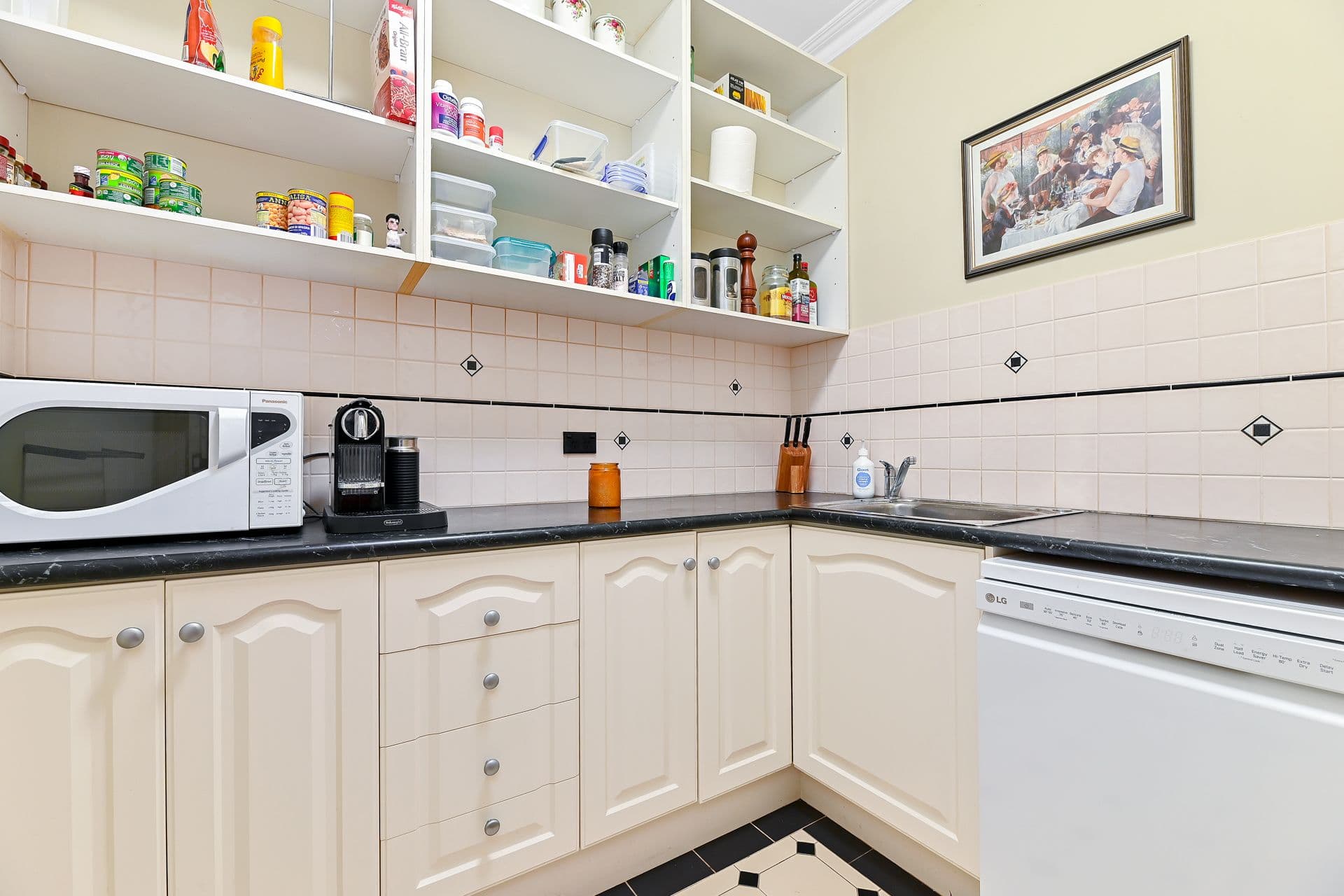 24 Riviera Drive, Berwick VIC 3806, Berwick - Thumbnail 8