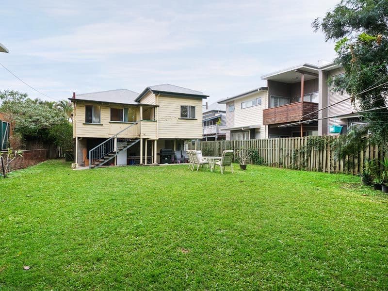 64 Allen Street, HAMILTON QLD 4007, Hamilton - Thumbnail 2