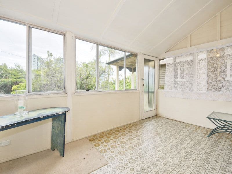 64 Allen Street, HAMILTON QLD 4007, Hamilton - Thumbnail 3