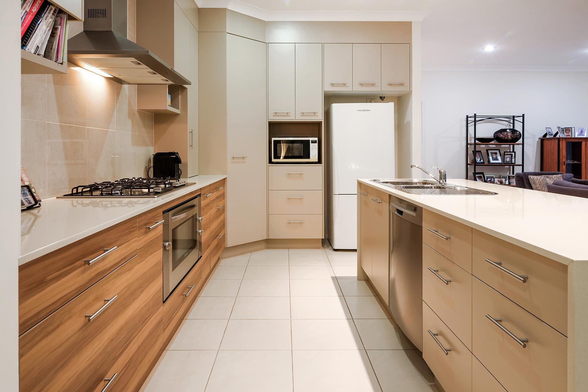 2 Orlando Drive, Coomera QLD 4209, Coomera - Thumbnail 2