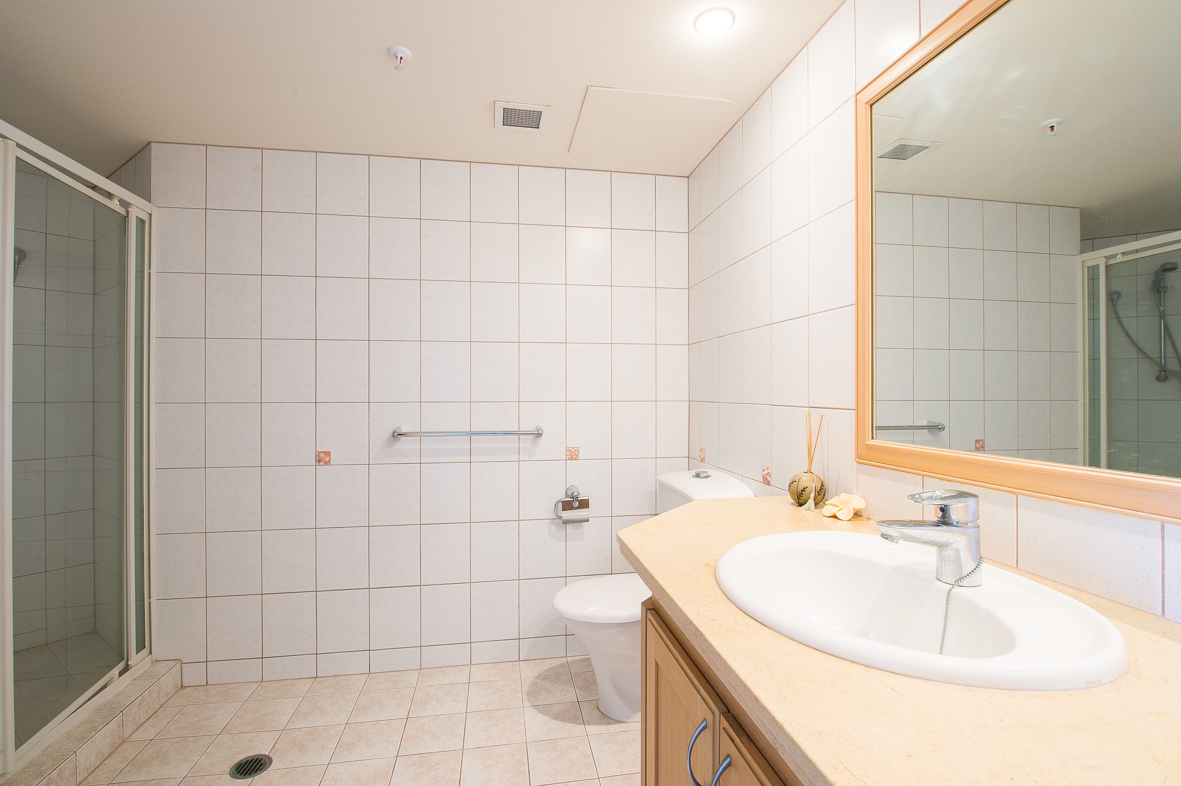 23 'Oceana' 100 Old Burleigh Road, Broadbeach QLD 4218, Broadbeach - Thumbnail 8