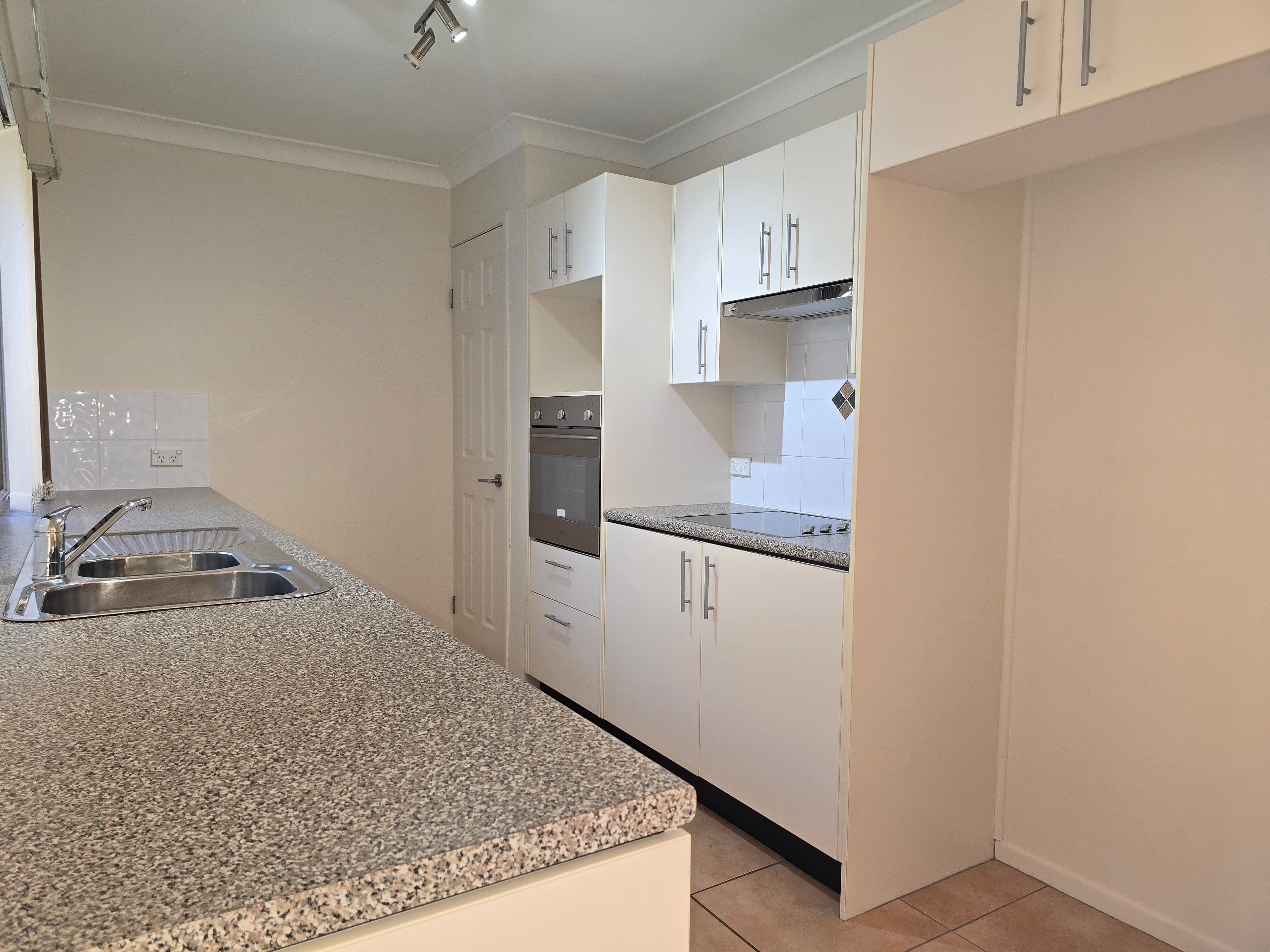 9 Samuel Avenue, Crows Nest QLD 4355, Crows Nest - Thumbnail 3