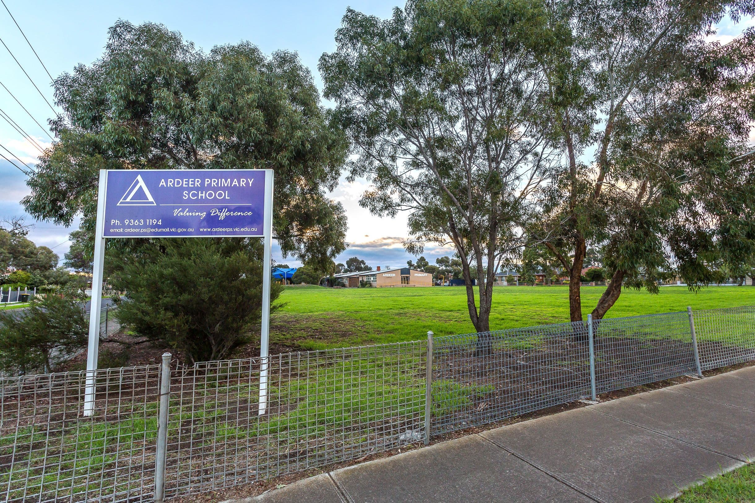 76 Suspension Street, Ardeer VIC 3022, Ardeer - Thumbnail 7