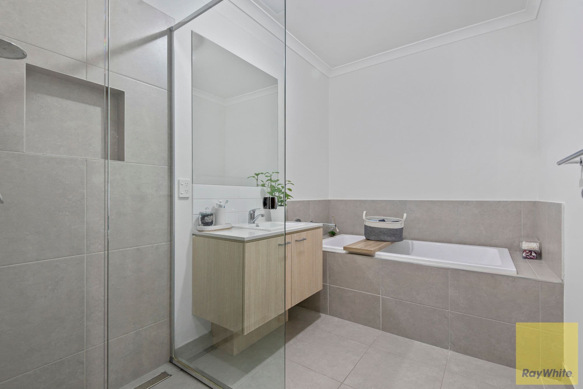 26 Paprika Way, Tarneit VIC 3029, Tarneit - Thumbnail 8
