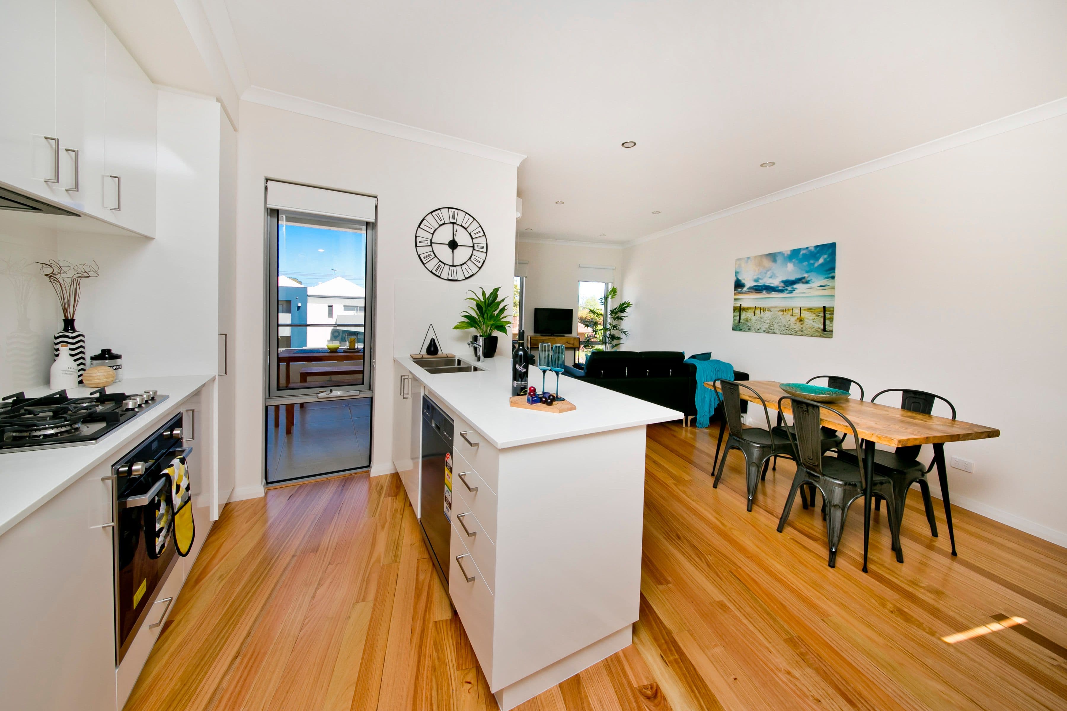 32 Pollard Street, Glendalough WA 6016, Glendalough - Thumbnail 4