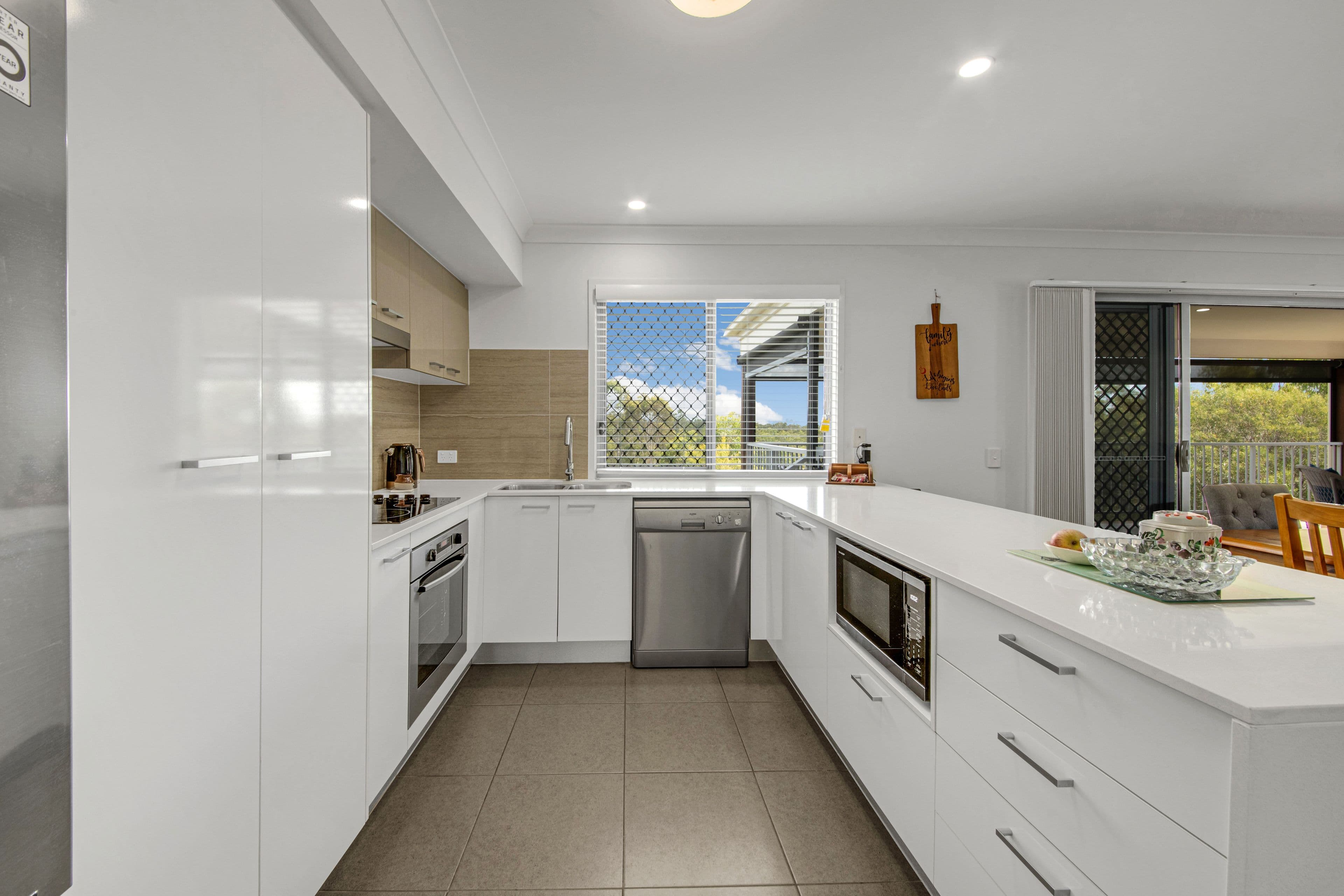 13 Florey Place, Kirkwood QLD 4680, Kirkwood - Thumbnail 5