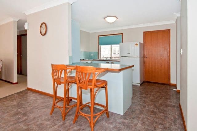 12 Cedar Close, FOREST LAKE QLD 4078, Forest Lake - Thumbnail 2