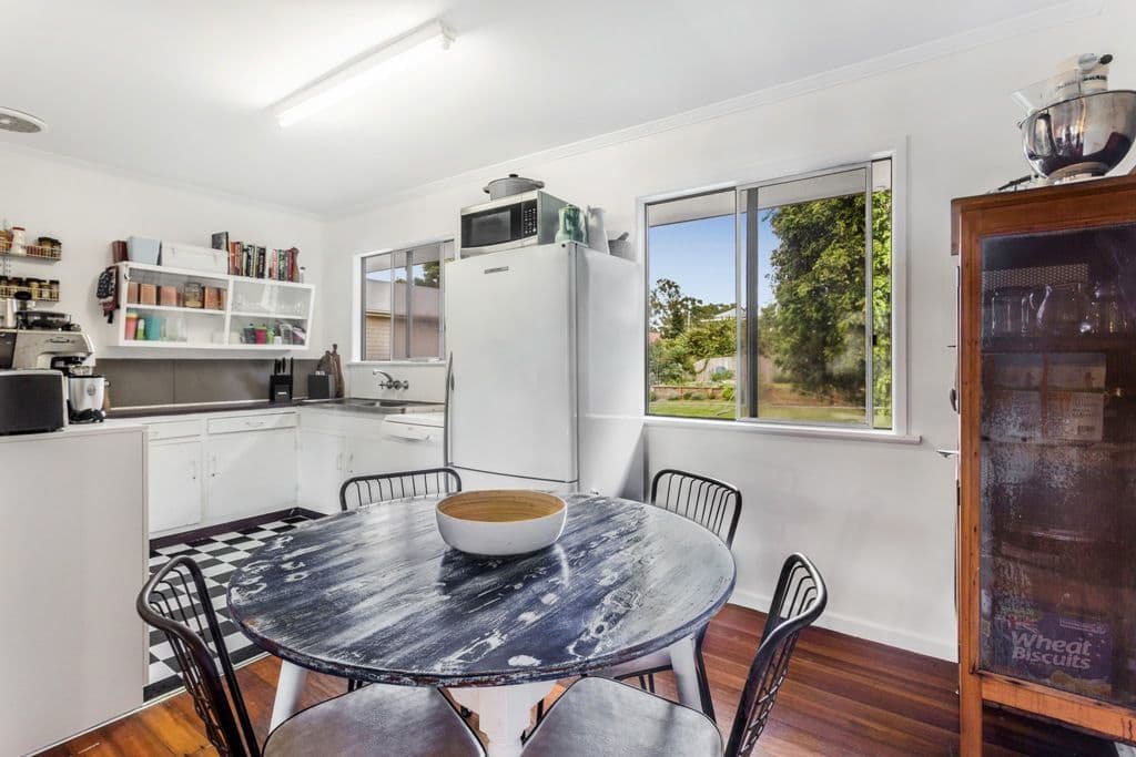 18 Gracemere Street, Newmarket QLD 4051, Newmarket - Thumbnail 5