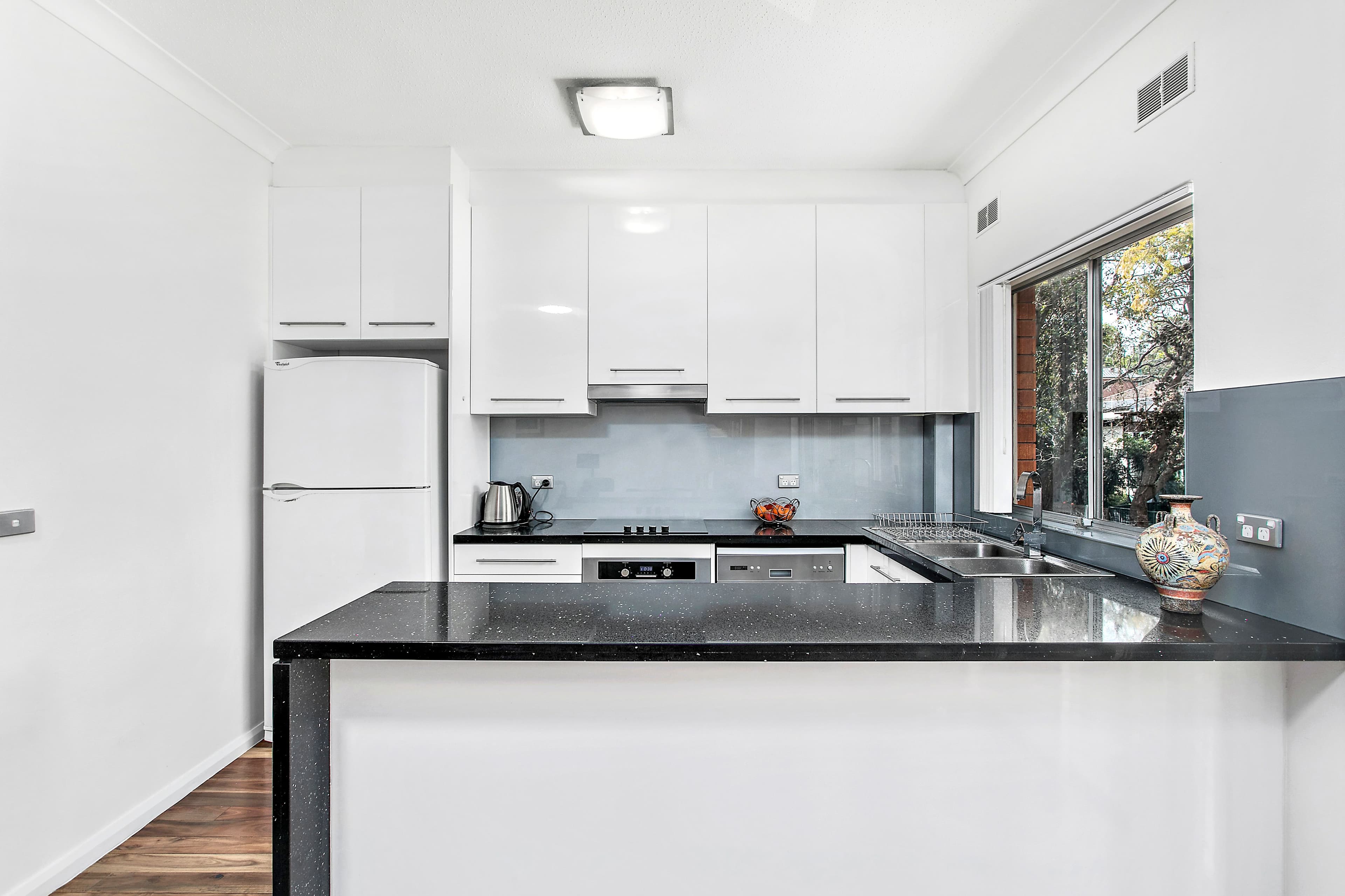 29-31 Warialda Street, Kogarah NSW 2217, Kogarah - Thumbnail 2