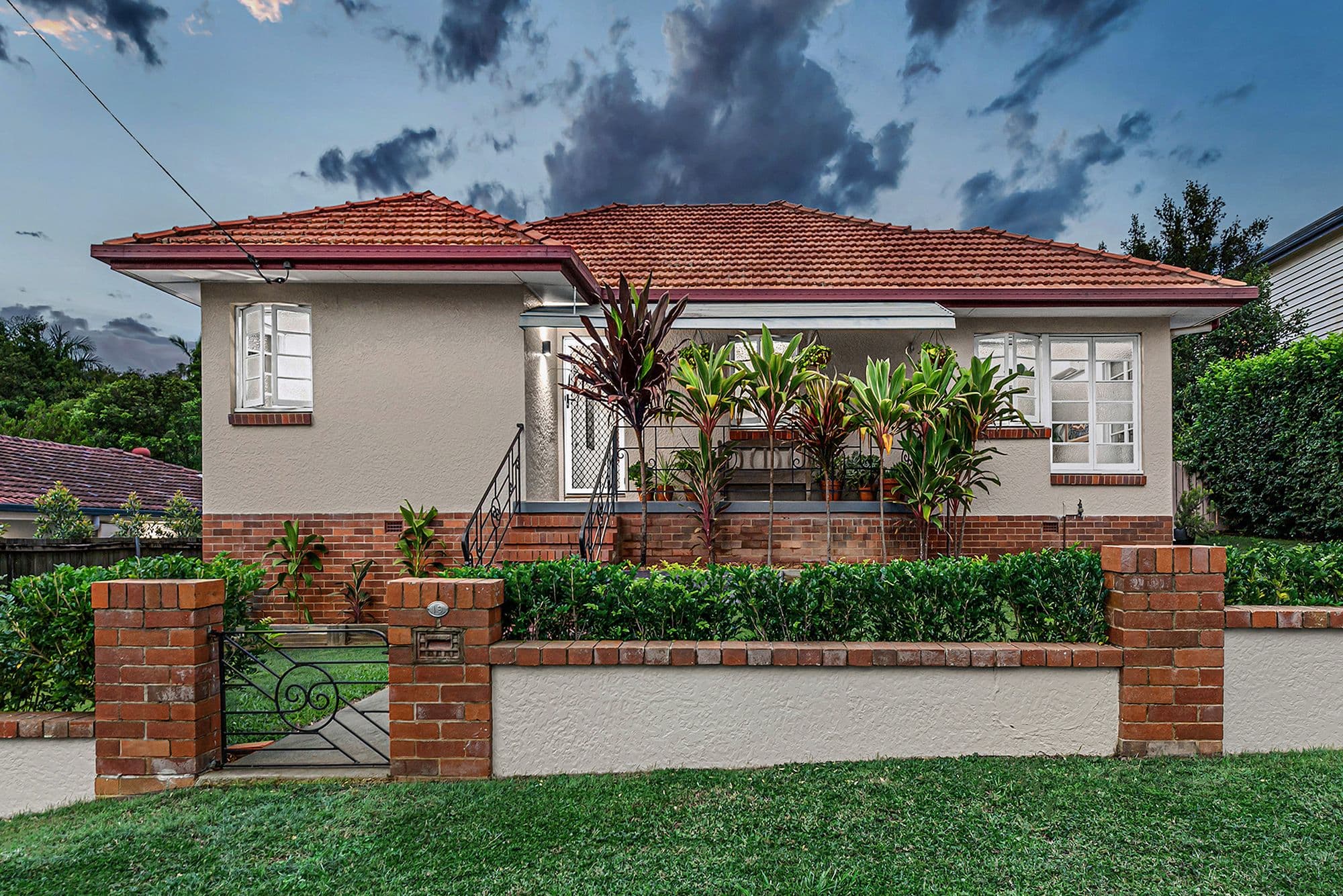 19 Hilltop Avenue, Annerley QLD 4103, Annerley - Image 1
