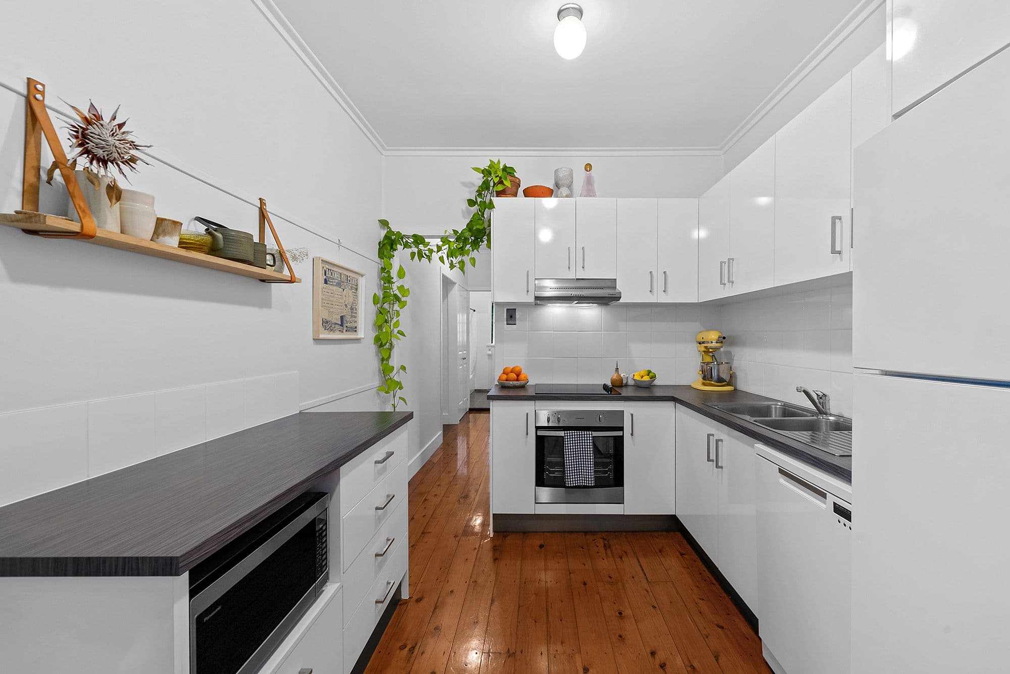 19 Hilltop Avenue, Annerley QLD 4103, Annerley - Thumbnail 8