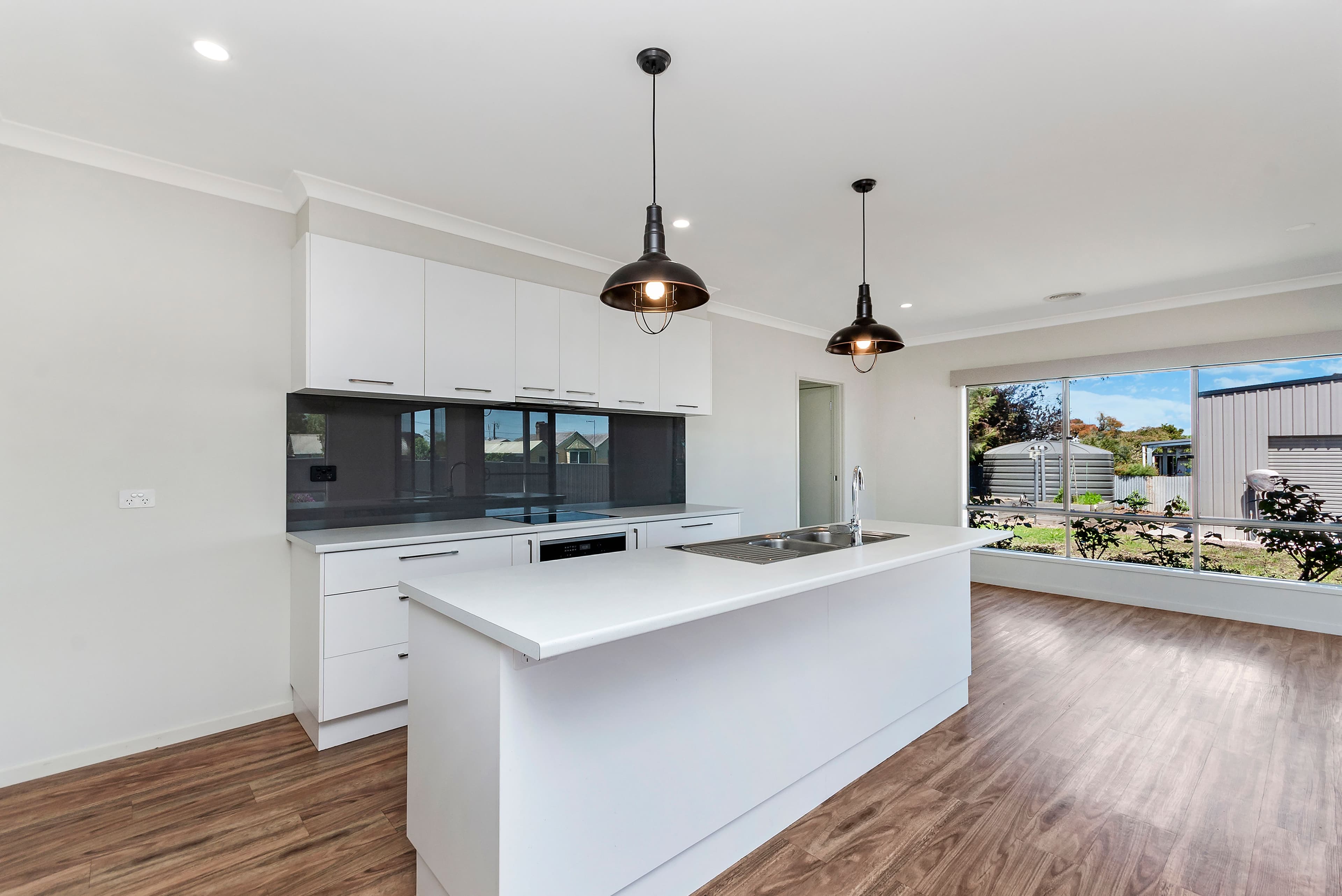 39 Kerr Street, Mortlake VIC 3272, Mortlake - Thumbnail 4
