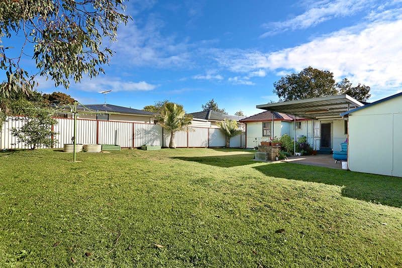 14 Dampier Crescent, Fairfield West NSW 2165, Fairfield West - Thumbnail 5