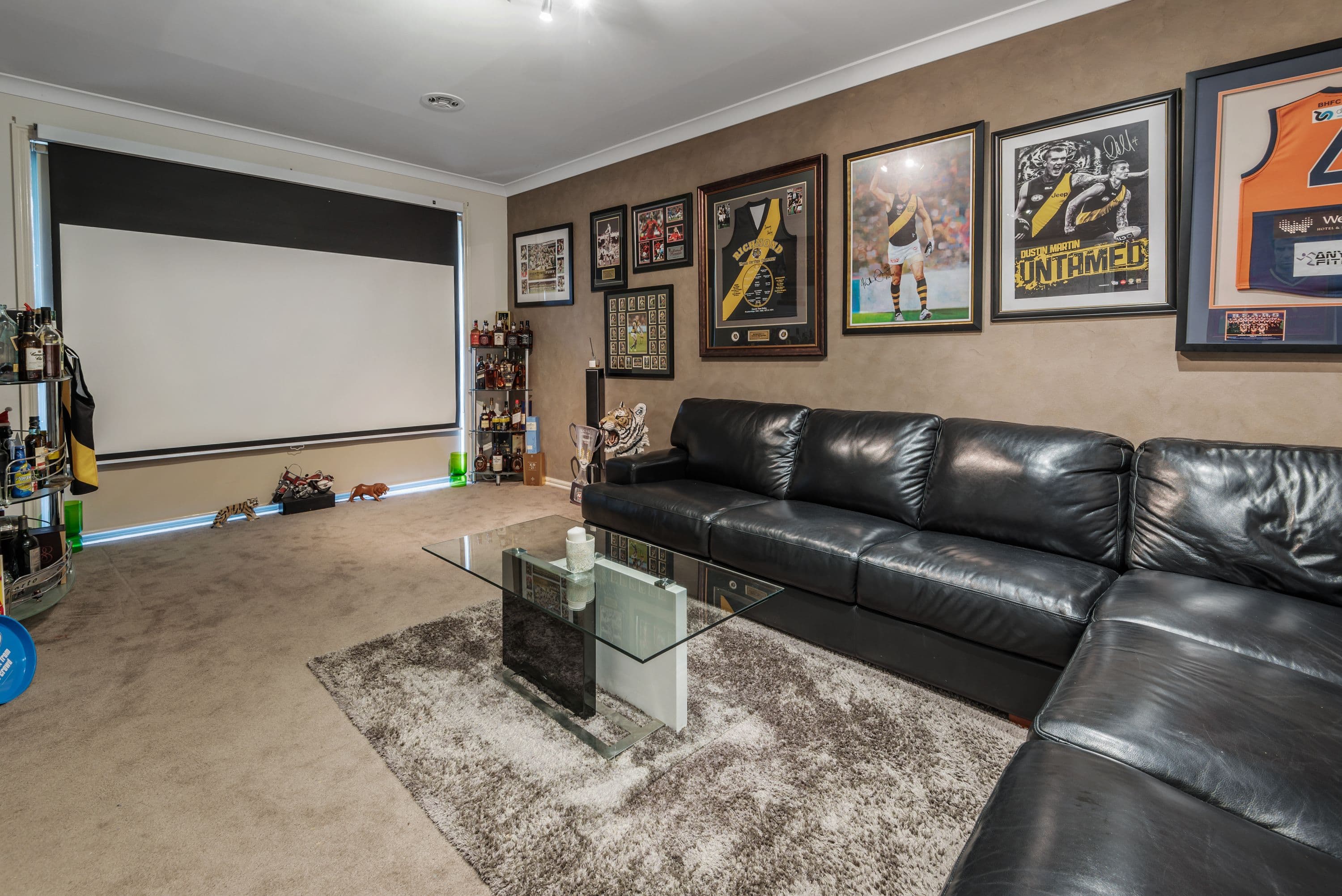 11 Salina Walk, Caroline Springs VIC 3023, Caroline Springs - Thumbnail 2