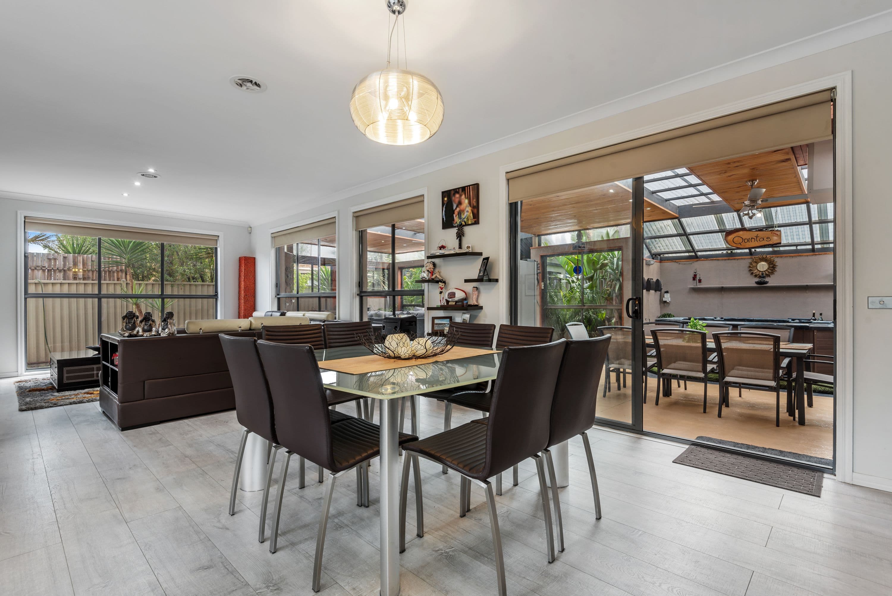 11 Salina Walk, Caroline Springs VIC 3023, Caroline Springs - Thumbnail 4