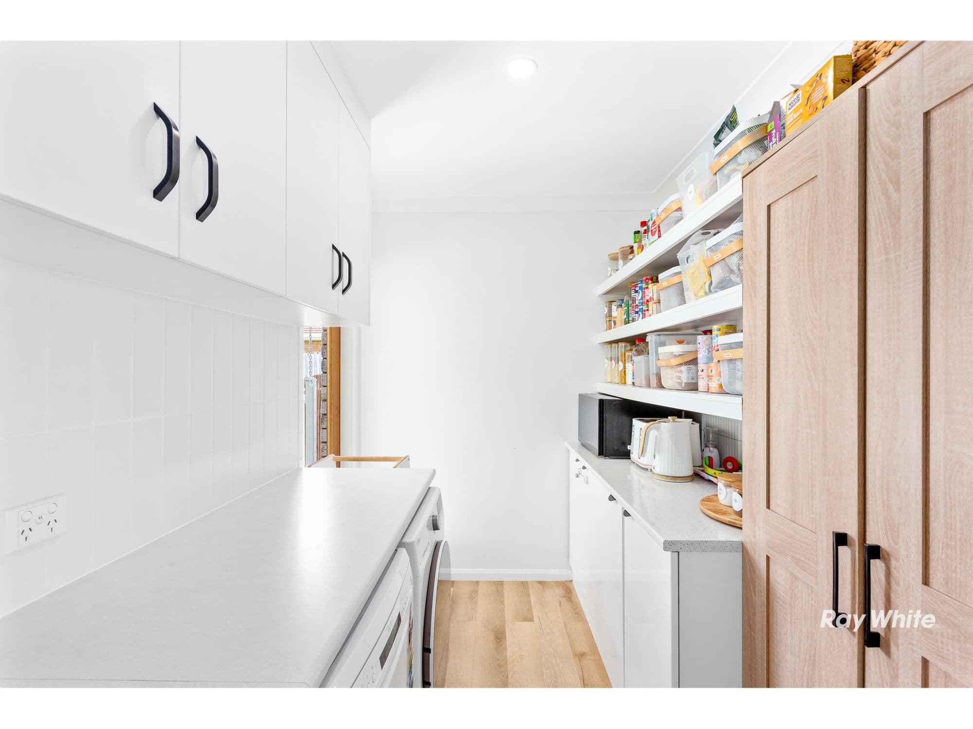 8 Guy Street, Yeppoon QLD 4703, Yeppoon - Thumbnail 3