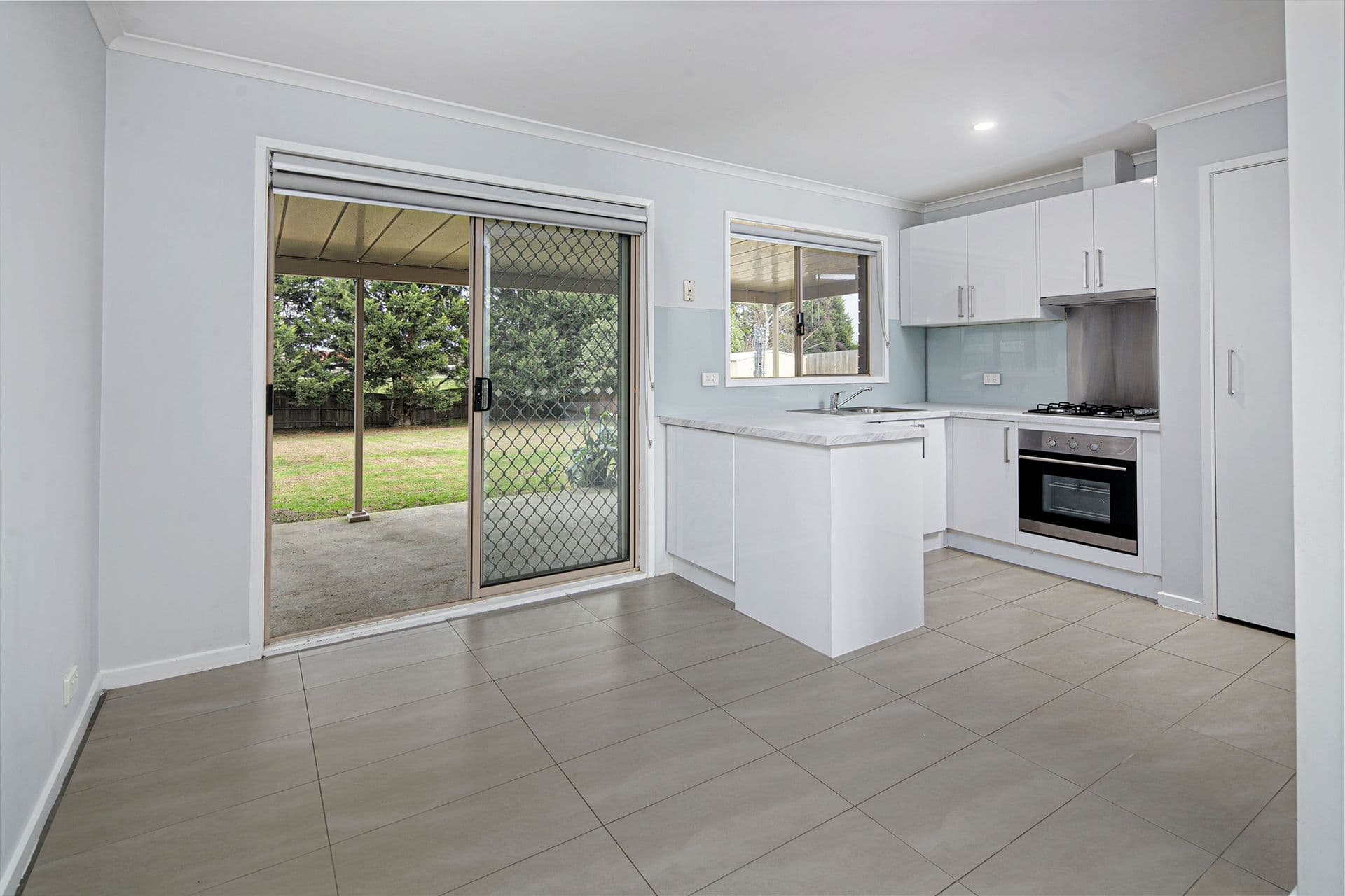 127 The Esplanade, Oak Flats NSW 2529, Oak Flats - Thumbnail 6