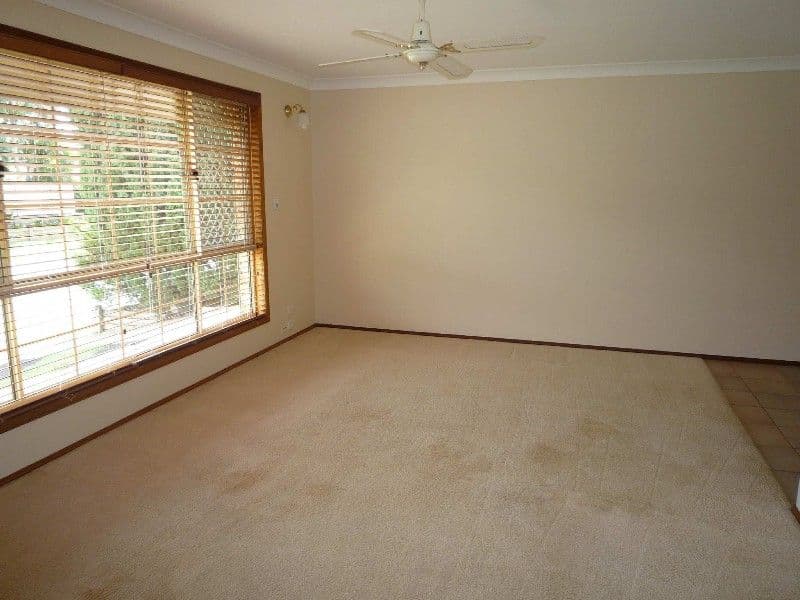 37 Allied Drive, ARUNDEL QLD 4214, Arundel - Thumbnail 3